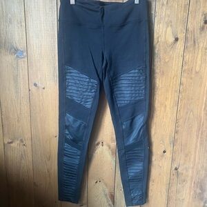 ALO Yoga Black Moto Logo Leggings